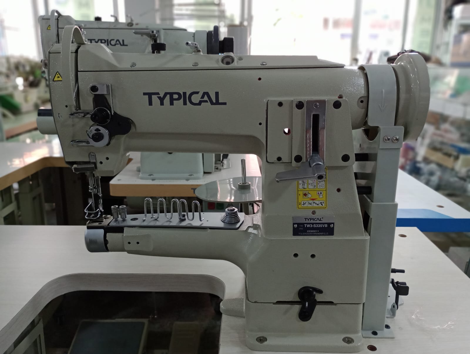 Maquinas de coser industriales usadas